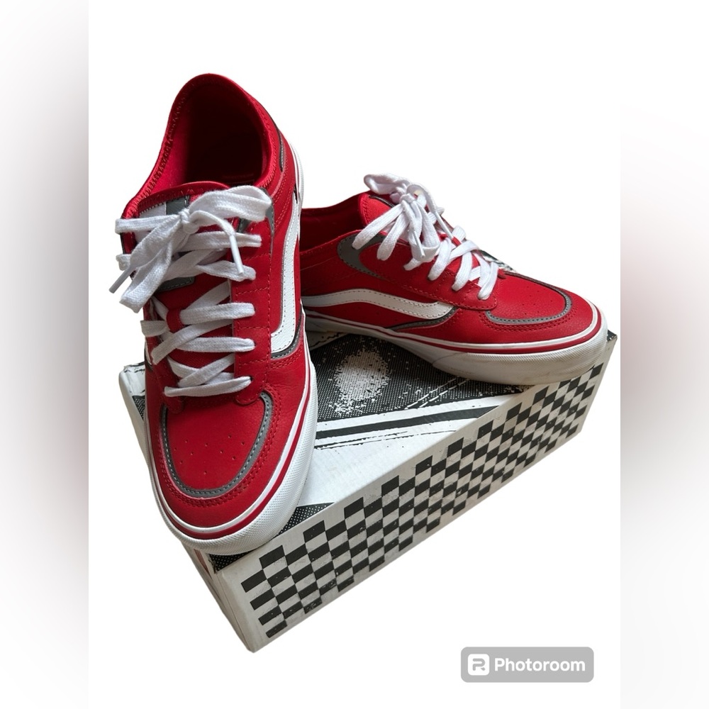 Vans Men’s Rowleys Red/White size 9.5